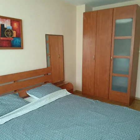 Тристаен Апартамент Център Бургас Apartment *